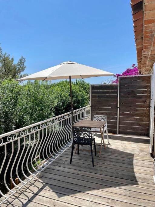 Grand Studio & Terrasse Privee Hyères Exteriér fotografie